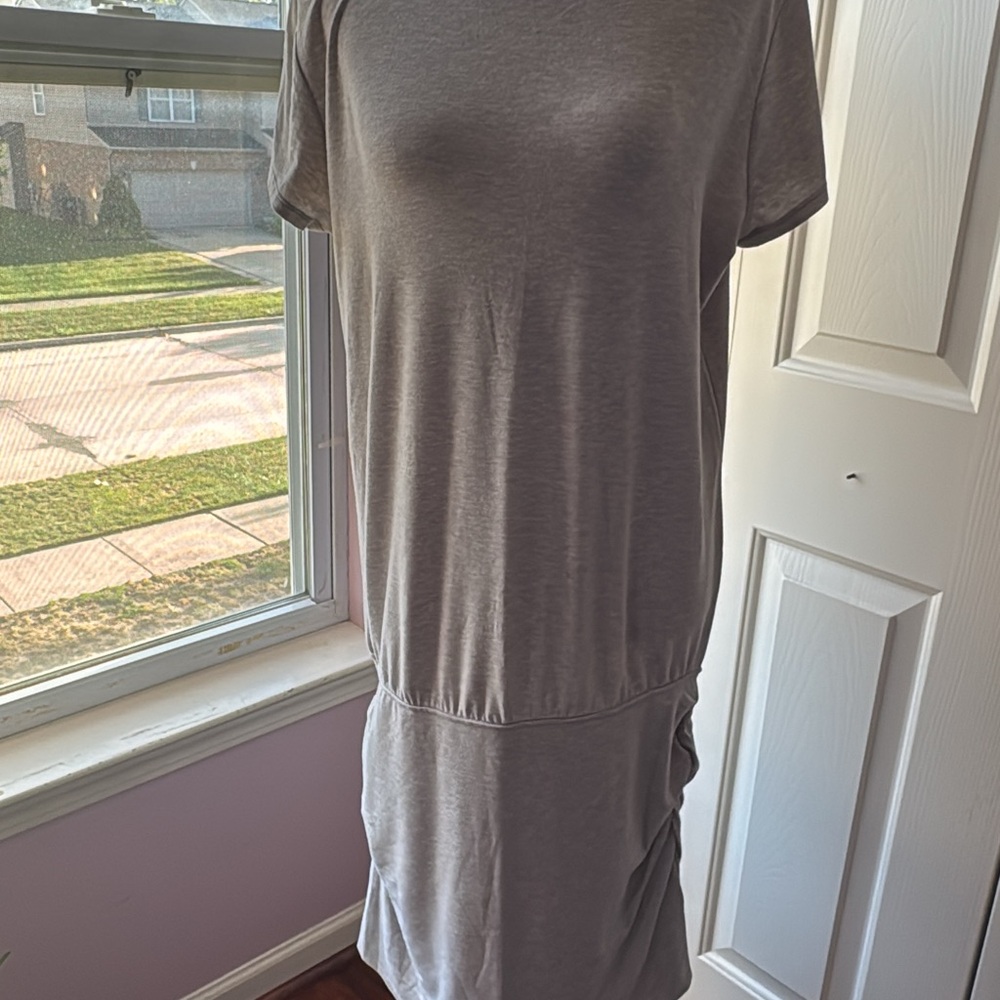 Patagonia Women's Gray Short Sleeve Tee